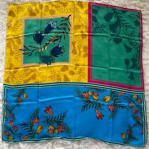 Gorgeous ESCADA SPORT Spring scarf BRAND NEW